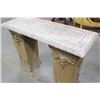 Image 3 : Cement Garden Console