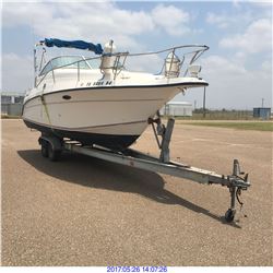 1996 - 25 FT DORAL BOAT