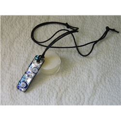 NECKLACE - ART GLASS PENDANT ON ROPE