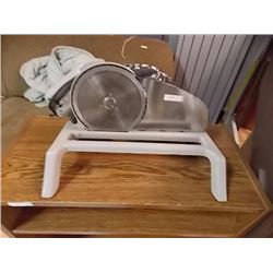 ELECTRICSTAINLESS STEEL  MEAT SLICER