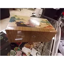 LARGE WOODEN JEWELRY BOX (MUSICAL ) & CONTENTS