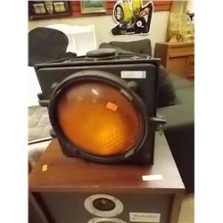 STREET LIGHT - AMBER