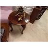 Image 2 : WOOD END TABLES - 2 TTL