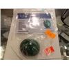 Image 2 : GEMSTONE - MUSEUM SIZE - 221 CT OVAL FACETED EMERALD GEMSTONE - INCLUDES CERTIFICATION CARD