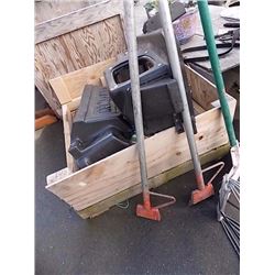 STEEL LONG HANDLE FLOOR SCRAPER