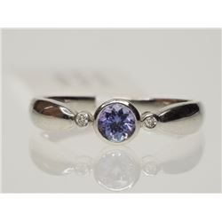 RING - ROUND FACETED BLUE-VIOLET TANZANITE & 2 DIAMONDS IN 10K WHITE GOLD SETTING - WITH CERTIFICATE
