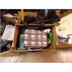 BOX OF ASSORTED PICTURE FRAMES