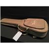 Image 8 : TAYLOR BT1 'BABY' CHILDREN'S ACOUSTIC GUITAR, SERIAL NUMBER 2111232319, COMES WITH SOFT SHELL CASE