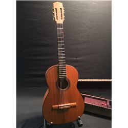 NYLON STRING CLASSICAL GUITAR, NO BRAND, MODEL NUMBER, OR ANY IDENTIFYING MARKS AT ALL, IN GOOD