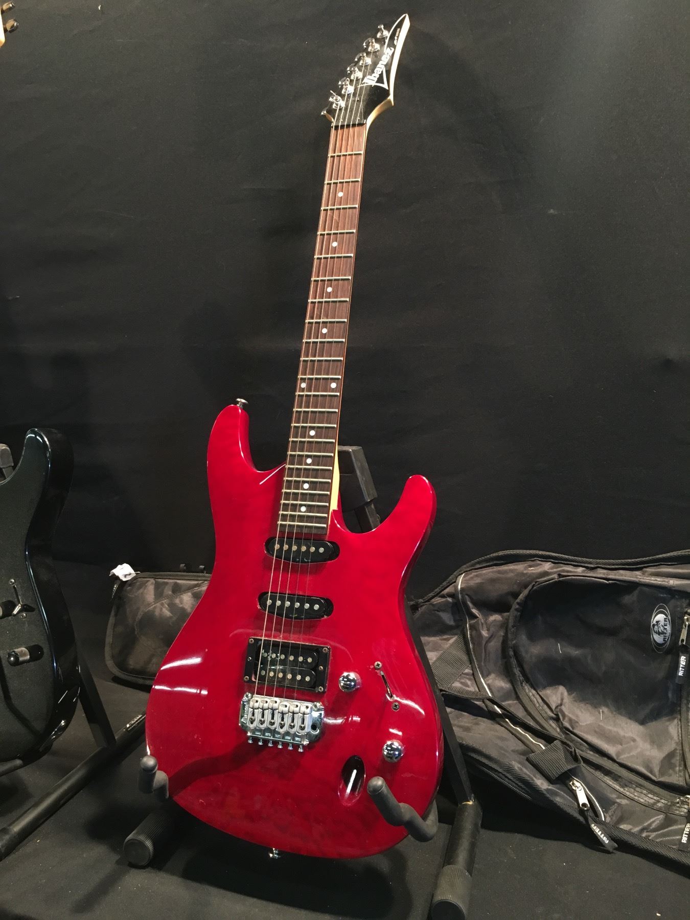 Squier 7 String 3 GUITARS: SQUIER STAGEMASTER-7 7 STRING GUITAR WITH TWO HUMBUCKER ...