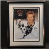 Image 1 : WAYNE GRETZKY AUTOGRAPHED AND FRAMED LIMITED EDITION PRINT, 1221/2000, SIGNED BY ARTIST JOE THEISS,