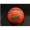 Image 2 : SCOTTIE PIPPEN AUTOGRAPHED BASKETBALL WITH DISPLAY CASE