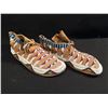 Image 2 : PAIR OF B.C. NATIVE HAND MADE BEADED SHOES
