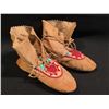Image 2 : PAIR OF B.C. NATIVE HAND MADE BEADED SHOES