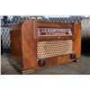Image 2 : PHILCO ANTIQUE RADIO