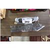 Image 2 : LARGE LOCK BLADE KNIFE WITH KNIFE DISPLAY