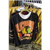 Image 2 : LOT OF CHICAGO BLACKHAWKS JACKETS AND SHIRTS