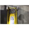 Image 2 : 2 1/2 TON FLOOR JACK