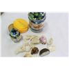 Image 2 : LOT OF MARBLES AND SHELLS