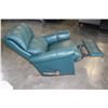 Image 2 : GREEN LEATHER LAZY BOY RECLINER