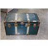 Image 2 : GREEN STEAMER TRUNK