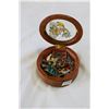 Image 2 : JEWELLRY CASE WITH CONTENTS
