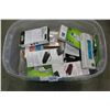 Image 2 : TRAY OF PHONE BANKS AND CHARGERS