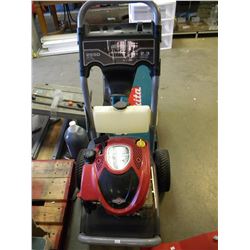 BRIGGS AND STRATTON 2550 PSI PRESSURE WASHER(NO WAND)