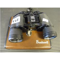 PAIR OF 8X40 BINOCULARS