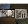 Image 1 : 2 PLUMBING FIXTURES