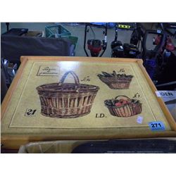 LOT OF TV TRAYS