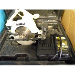 DEWALT 24 VOLT SAW WITH BATTERY/CHARGER AND CASE