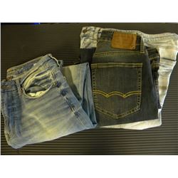3 PAIR OF AMERICAN EAGLE JEANS 28X28/31X32/32X34
