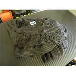 3 NEW ROXY KNITTED SWEATERS WITH HOODS SIZES S/M