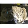 Image 1 : ASSORTMENT OF NEW LADIES CLOTHES
