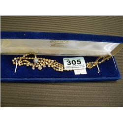 LADIES GOLDEN COLOUR STONE NECKLACE
