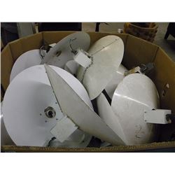 LARGE SKID OF GROW LIGHTS