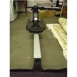 NAVARI FITNESS MACHINE