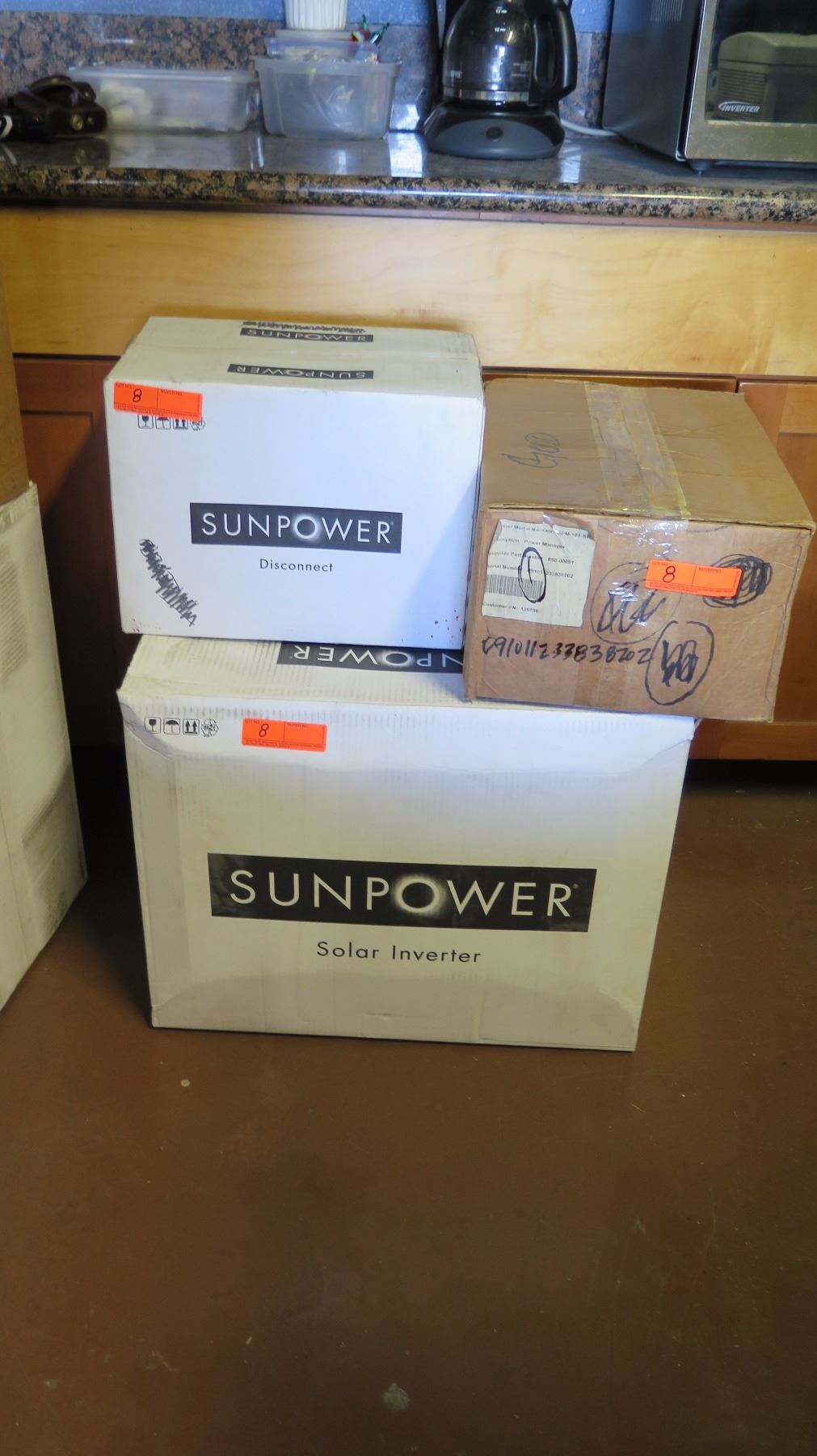 New Sunpower SPR 4000M Inverter, Sunpower SPR-DC-DIS2TL-M-US Disconnect ...
