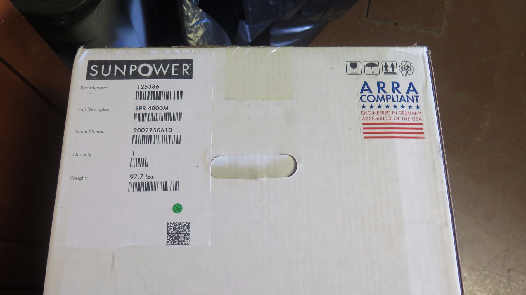 New Sunpower SPR 4000M Inverter and Sunpower SPR-DC-DISC-M-US Disconnect