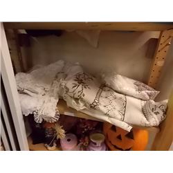 SHELF - LACE TABLE CLOTHS