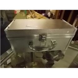 ALUMINUM CASE