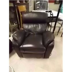 NEW BROWN LEATHER STYLE ELECTRIC RECLINER - WITH POWER CORD - STR - WORKING