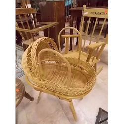 CHILD'S DOLL WICKER BASSINET