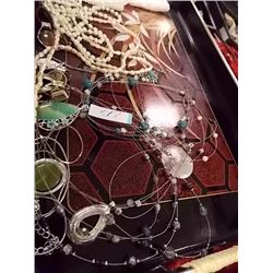 TRAY OF COSTUME JEWELRY