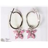 Image 1 : 14KT WHITE GOLD PINK CZ BUTTERFLY HOOP EARRINGS