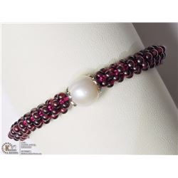 NATURAL GARNET FRESHWATER PEARL BRACELET