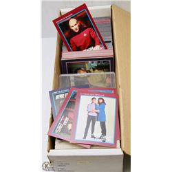 BOX W/ STAR TREK CARDS