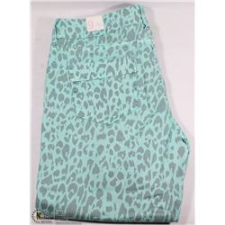 PAIR OF NEW "ILLEGAL JEANS"- LADIES SIZE 9