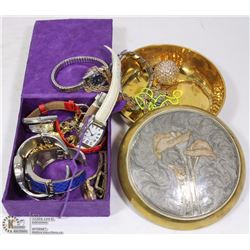 BRASS JEWELRY BOX W. STAINLESS STEEL CHARM